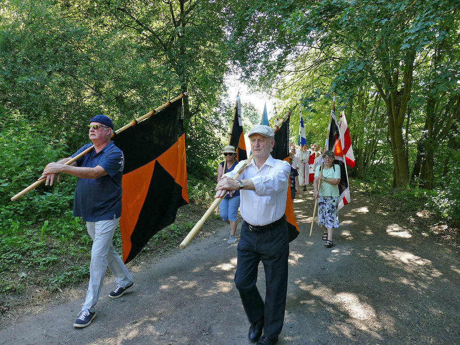 Festgottesdienst zum 1.000 Todestag des Heiligen Heimerads auf dem Hasunger Berg (Foto: Karl-Franz Thiede)